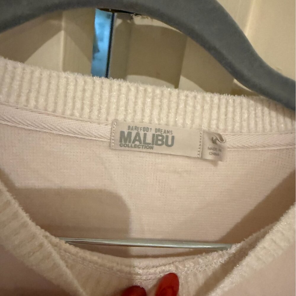 Barefoot Dreams Malibu Collection® Brushed Fleece Pullover - Picture 7 of 7